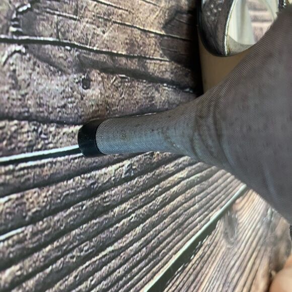 Caparros Silver Heirloom Dress Sandal 8B - Picture 9 of 10